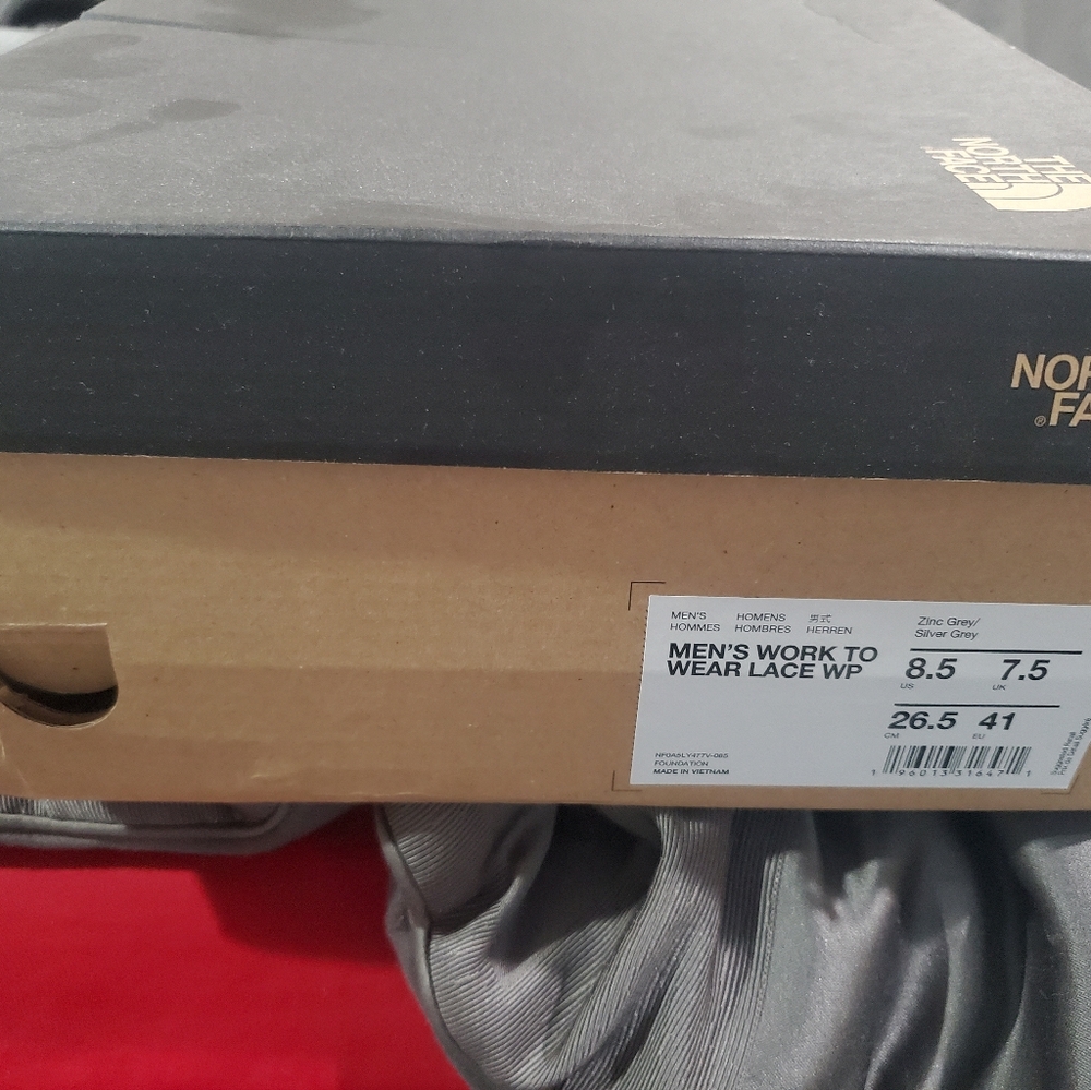 North Face boots...Gray